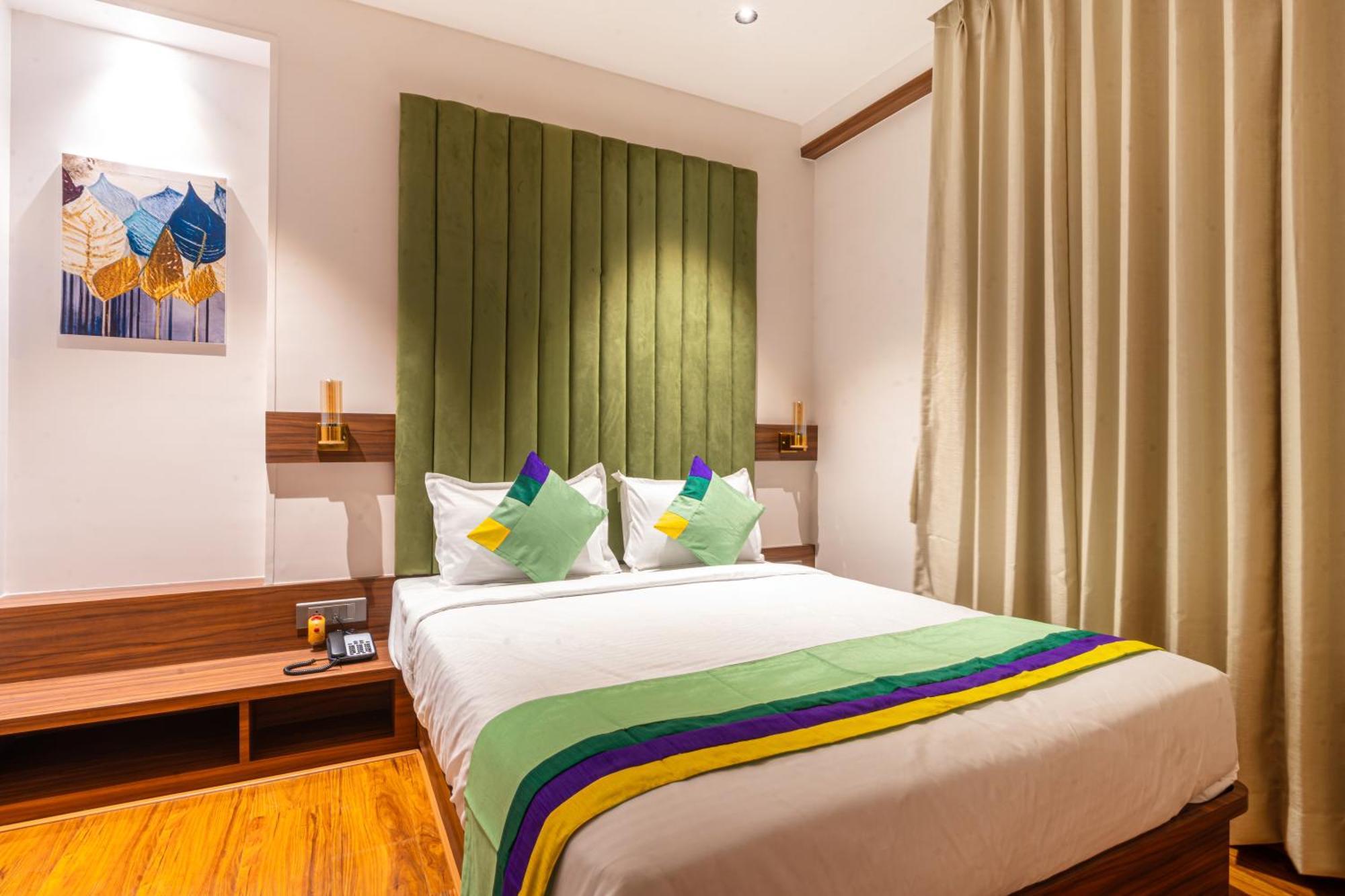 Treebo Premium Heritage Grand -Majiwada Thane Buitenkant foto