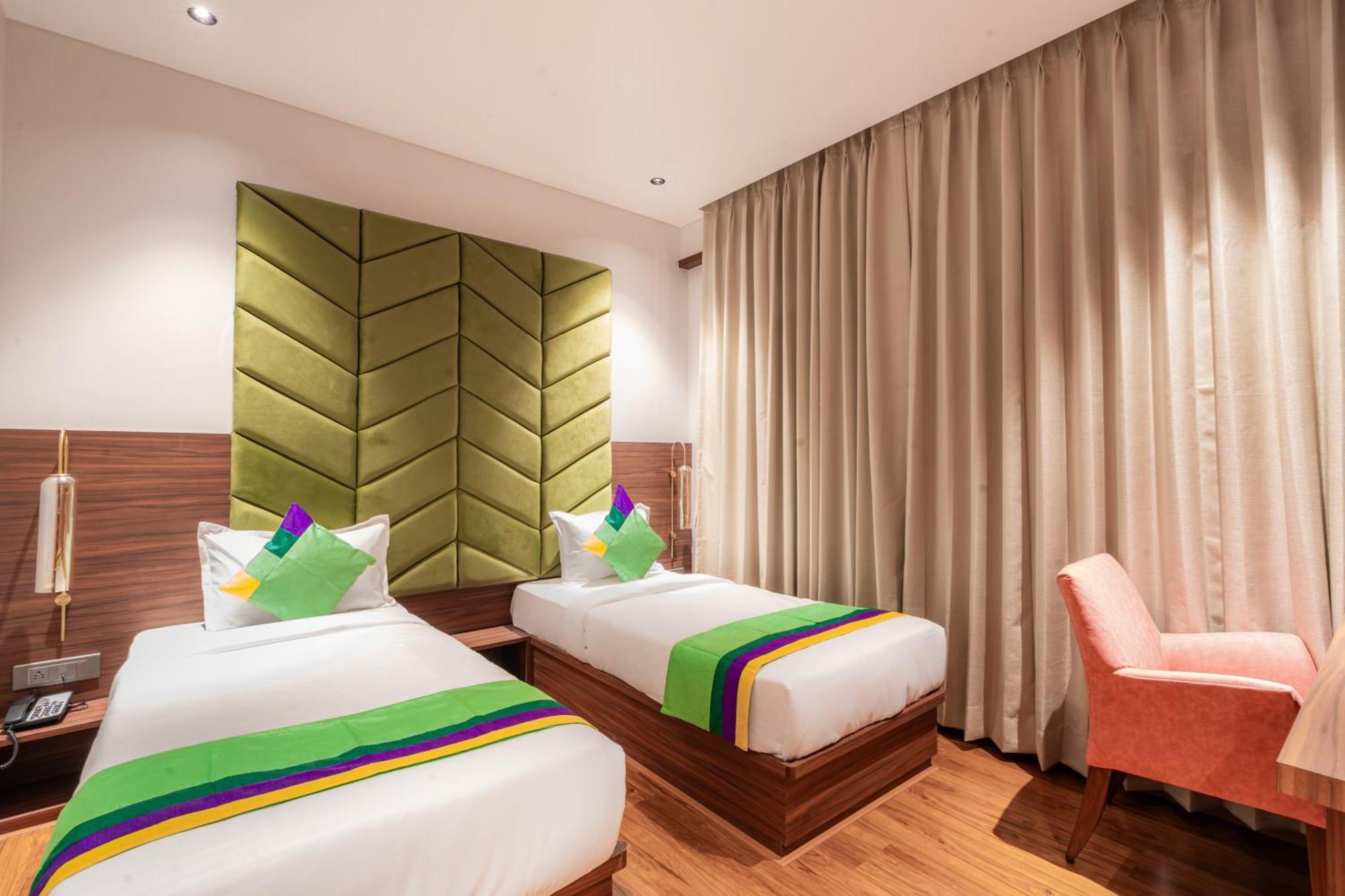Treebo Premium Heritage Grand -Majiwada Thane Buitenkant foto
