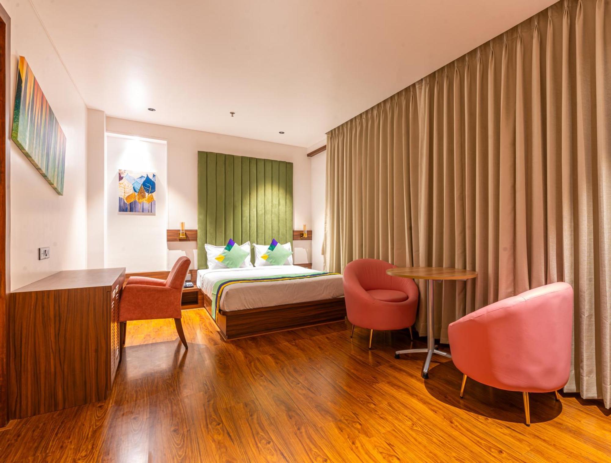 Treebo Premium Heritage Grand -Majiwada Thane Buitenkant foto